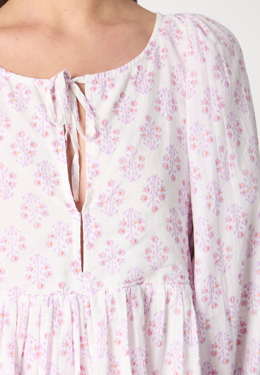 Дневное платье Ambers Billabong, тюльпан
Дневное платье Ambers Billabong, тюльпан