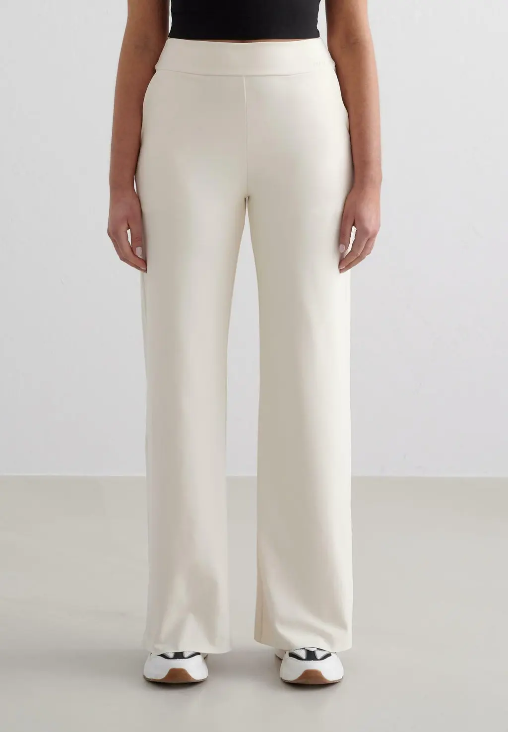 Спортивные штаны aim’n, белый
Спортивные штаны aim’n, белый