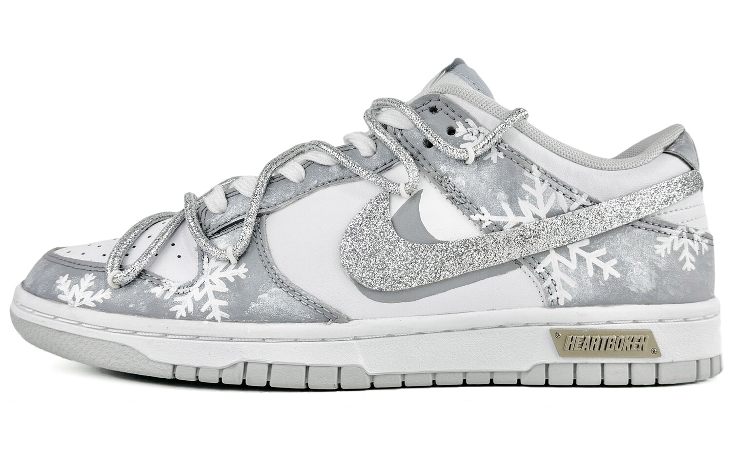 Кроссовки Nike Dunk Skateboarding Shoes Women's Low-top Grey White, светло-серый
Кроссовки Nike Dunk Skateboarding Shoes Women's Low-top Grey White, светло-серый