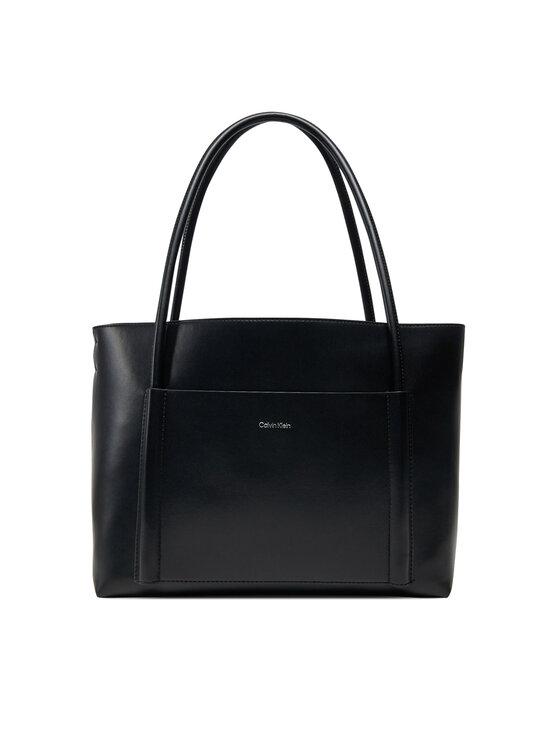 Сумочка Ck Linn Medium Shopper K60K613110 Calvin Klein, черный
Сумочка Ck Linn Medium Shopper K60K613110 Calvin Klein, черный