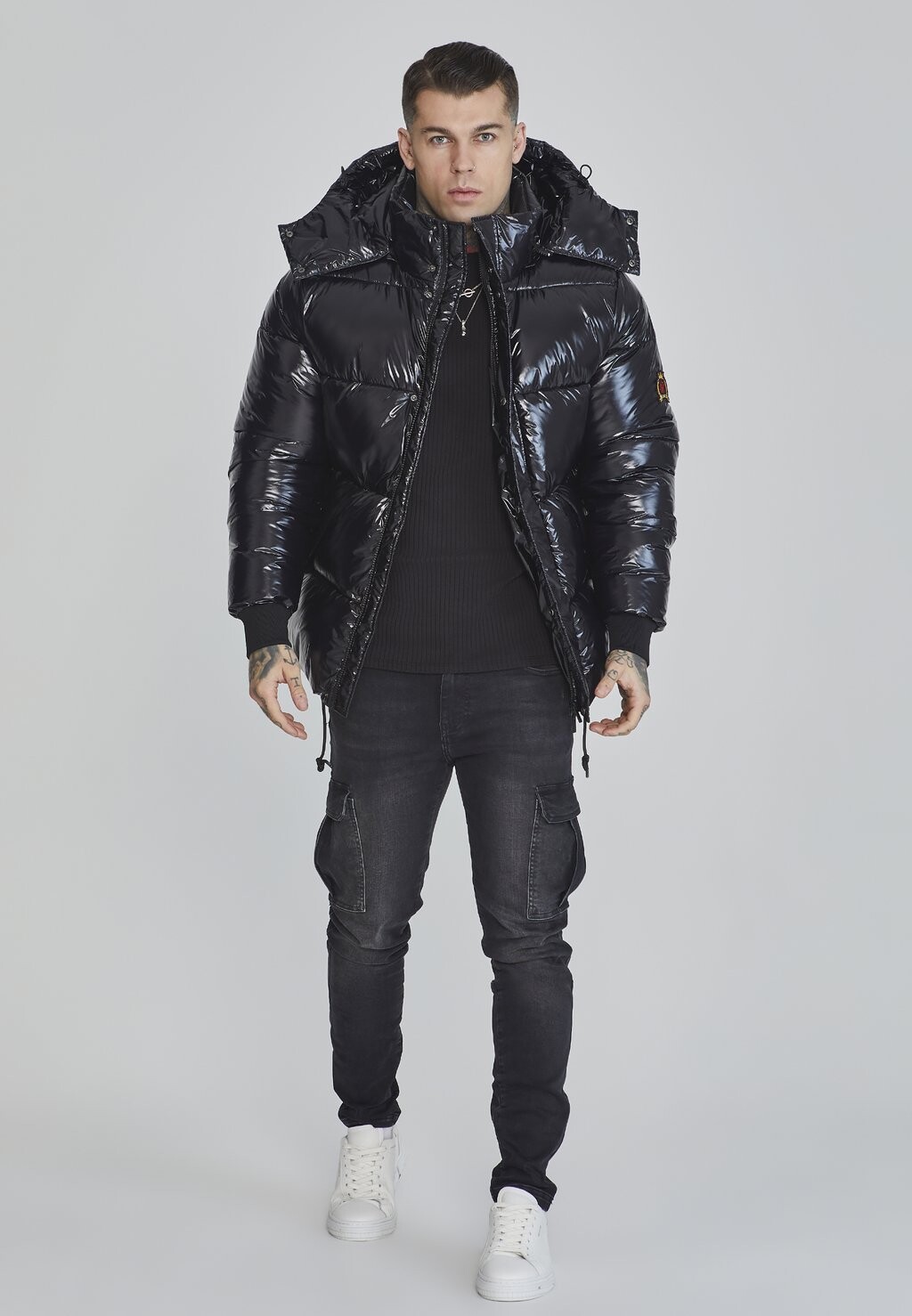 Зимняя куртка SIKSILK, черный
Зимняя куртка SIKSILK, черный