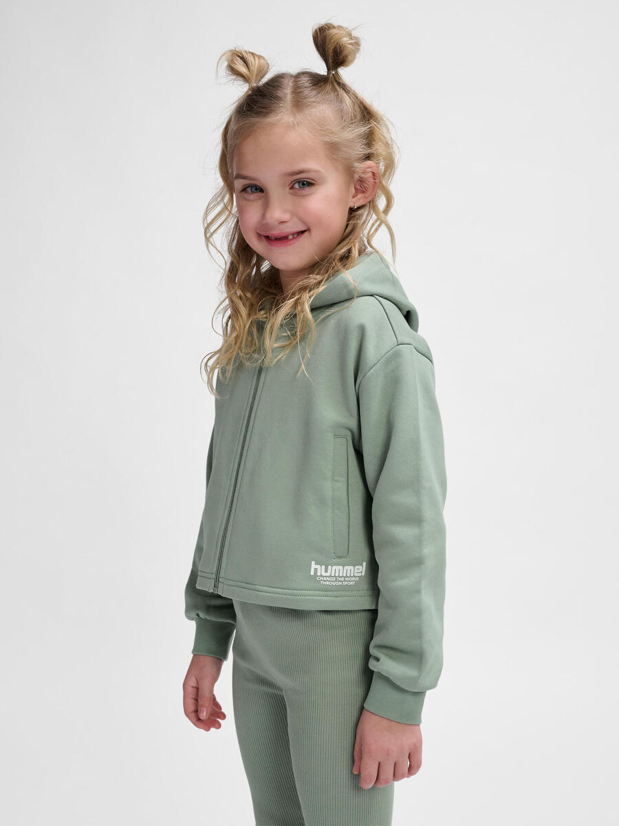 Толстовка с капюшоном на молнии Hmlzippi girls HUMMEL
Толстовка с капюшоном на молнии Hmlzippi girls HUMMEL