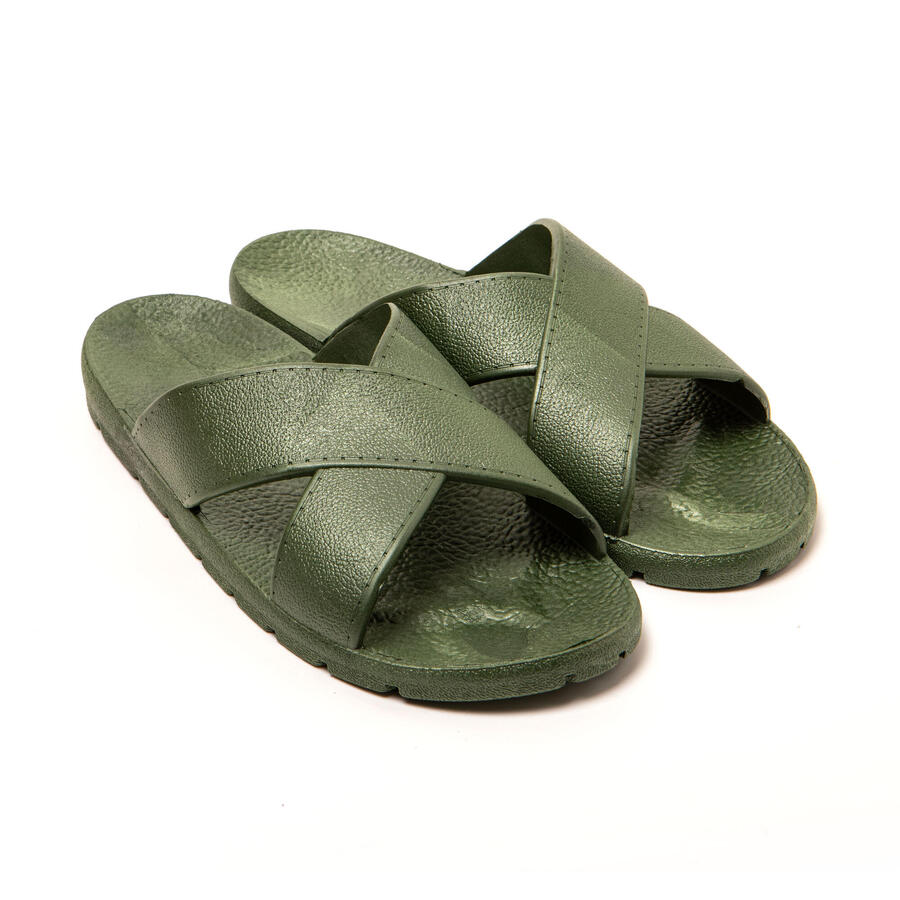Мужские сандалии Brasileras милитари зеленого цвета с резиновой подошвой
Мужские сандалии Brasileras милитари зеленого цвета с резиновой подошвой