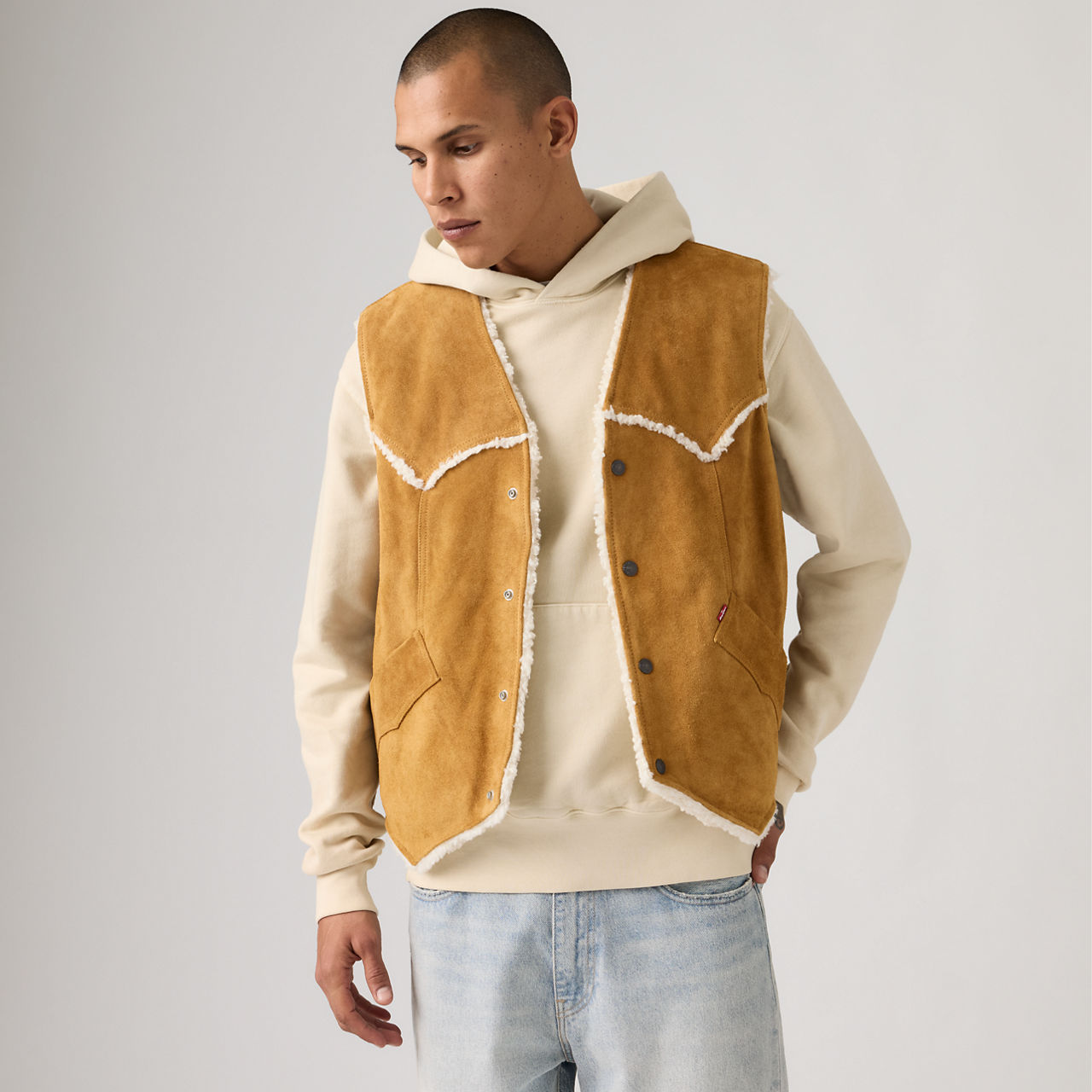 Жилет из замши в стиле вестерн Levi's, Evening Sun Vest - Brown
Жилет из замши в стиле вестерн Levi's, Evening Sun Vest - Brown