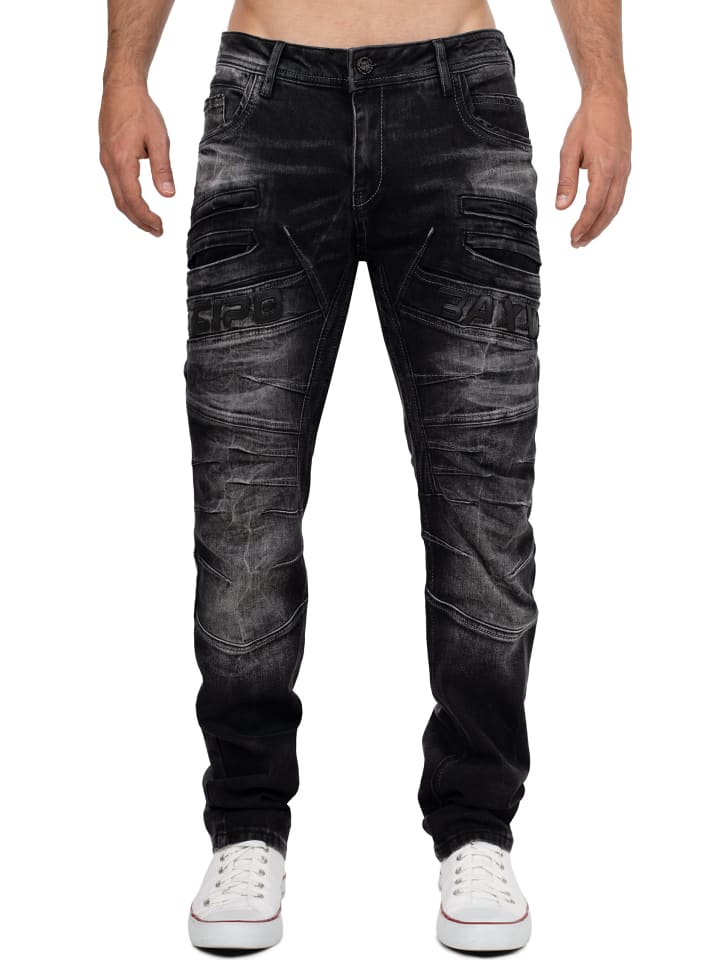 Джинсы черного цвета Cipo & Baxx
Джинсы черного цвета Cipo & Baxx