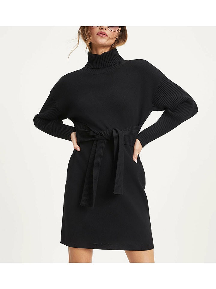 Короткое платье Milan Kiss, черный
Короткое платье Milan Kiss, черный