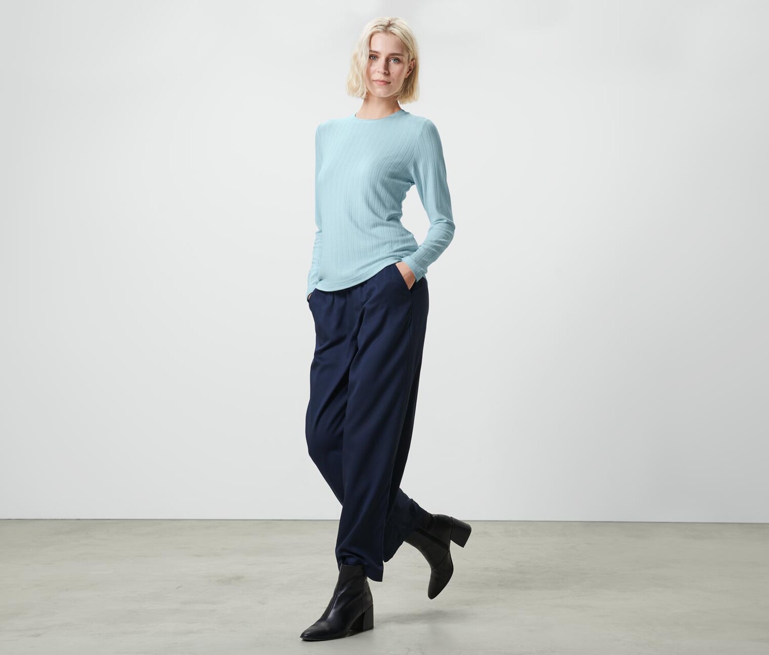 Рубашка с длинным рукавом Tchibo, светло-синий
Рубашка с длинным рукавом Tchibo, светло-синий