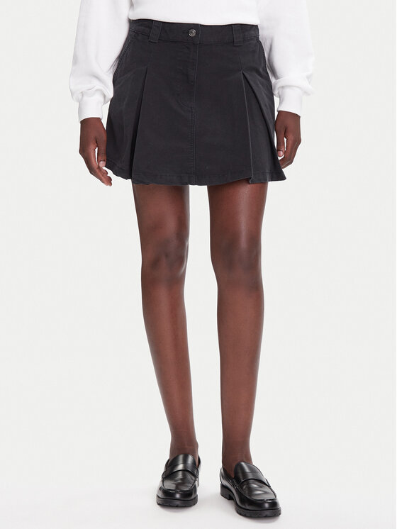 Джинсовая юбка regular fit DW0DW21137 Tommy Jeans, чёрный
Джинсовая юбка regular fit DW0DW21137 Tommy Jeans, чёрный