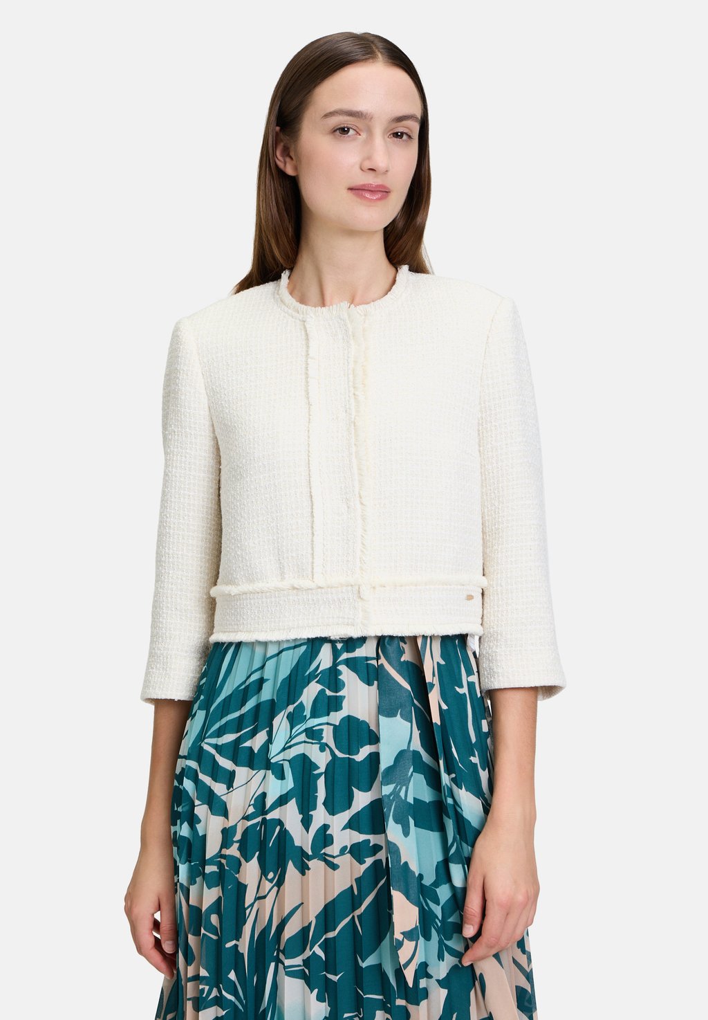 Летняя куртка Betty & Co, бежевый
Летняя куртка Betty & Co, бежевый