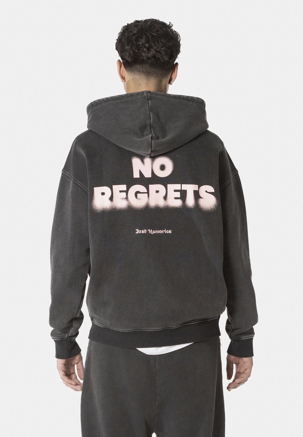 Толстовка на молнии KOQS, антрацит
Толстовка на молнии KOQS, антрацит