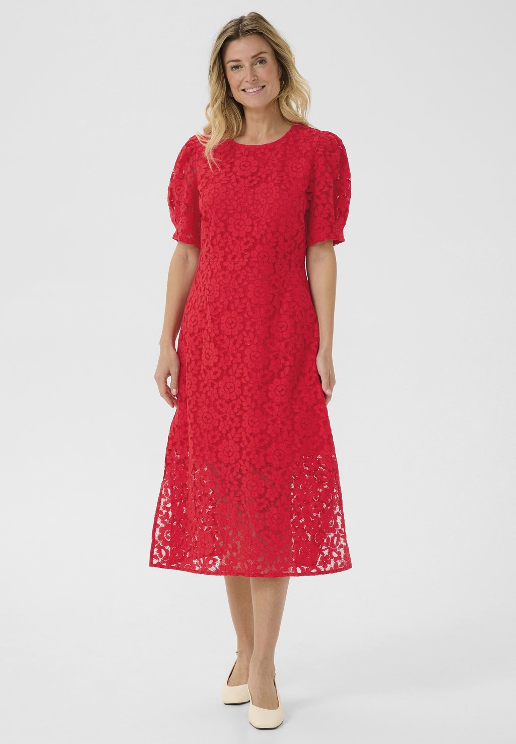 Платье CREBANA LACE Cream, красный
Платье CREBANA LACE Cream, красный