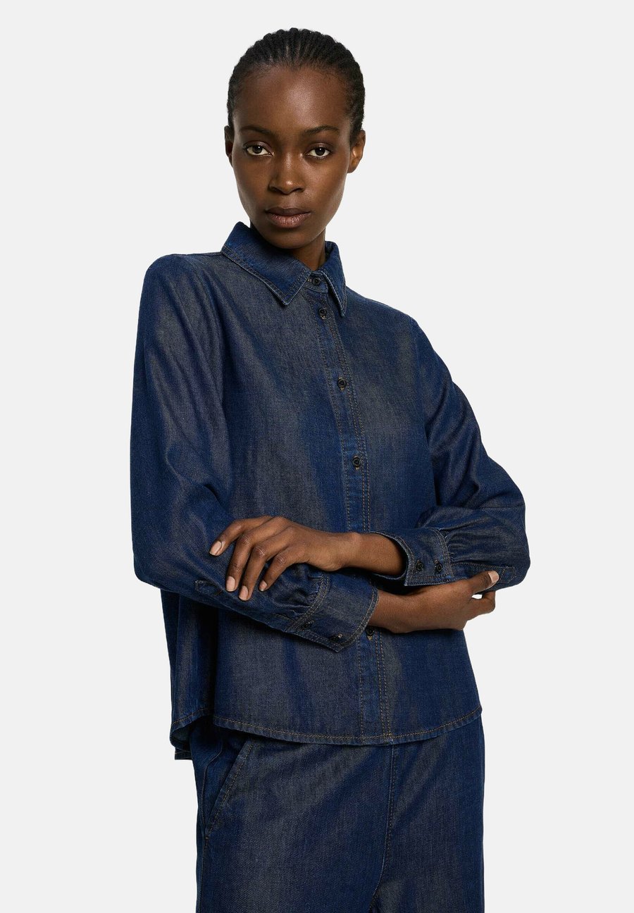 Блуза LANIUS Button-down blouse, Dark Blue Denim/Blue Denim
Блуза LANIUS Button-down blouse, Dark Blue Denim/Blue Denim