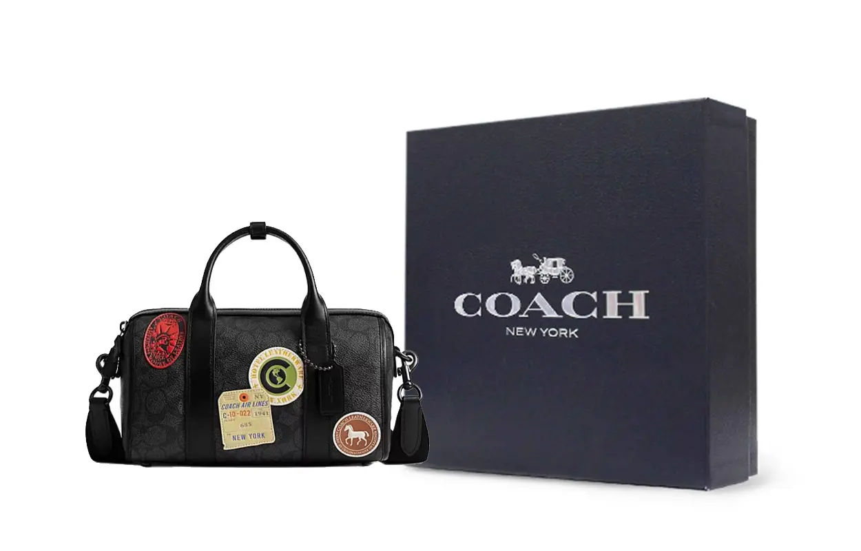 COACH Сумка Бостон из прочной ткани с покрытием
COACH Сумка Бостон из прочной ткани с покрытием