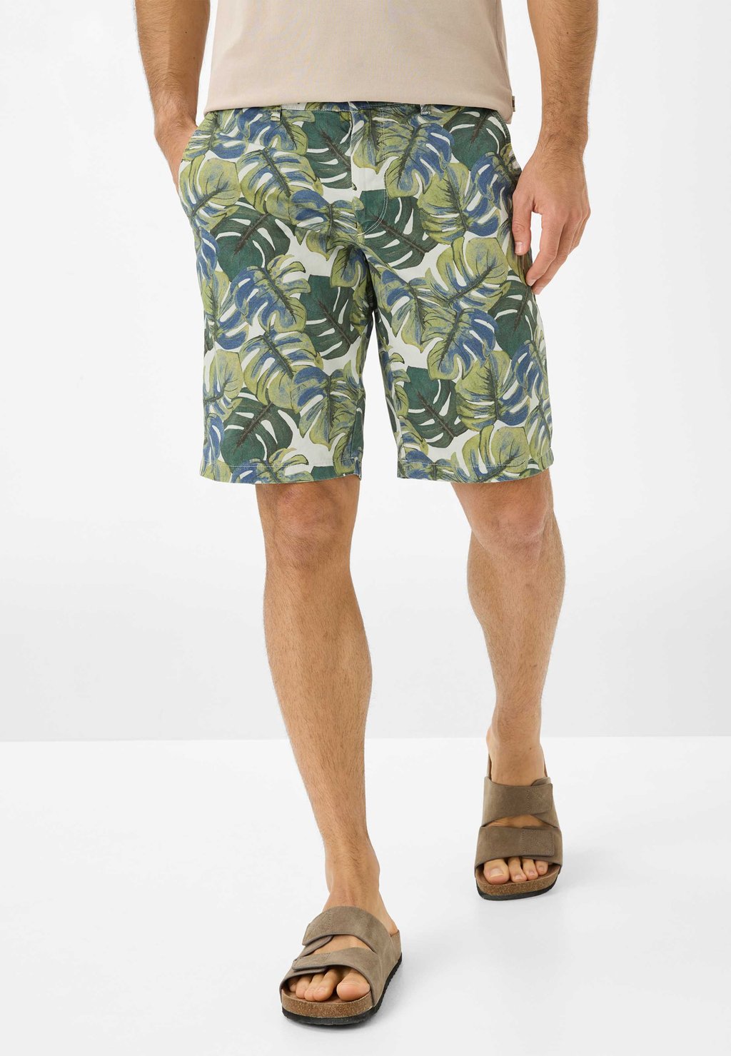 Шорты STYLE BOZEN BRAX, зеленый
Шорты STYLE BOZEN BRAX, зеленый