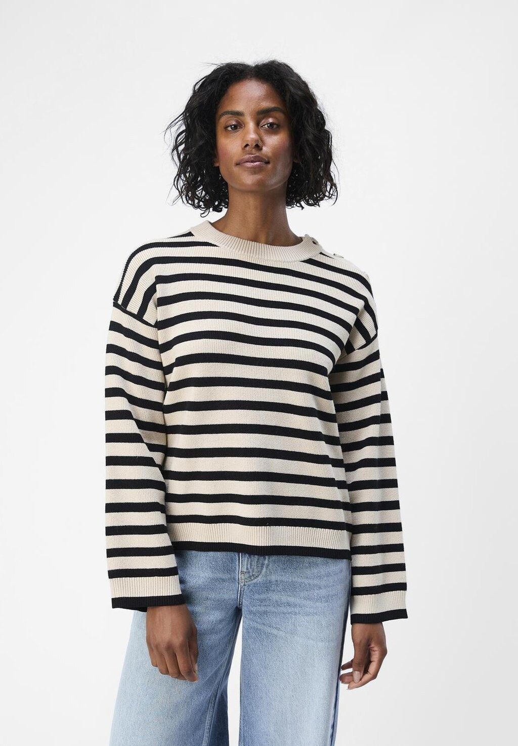 Джемпер OBJELLY LO Object, черный
Джемпер OBJELLY LO Object, черный