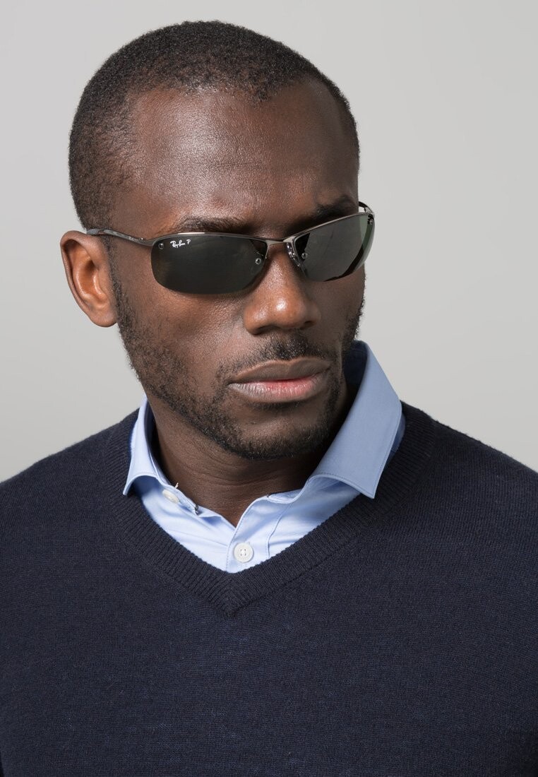 Солнцезащитные очки TOP BAR Ray-Ban, цвет black
Солнцезащитные очки TOP BAR Ray-Ban, цвет black