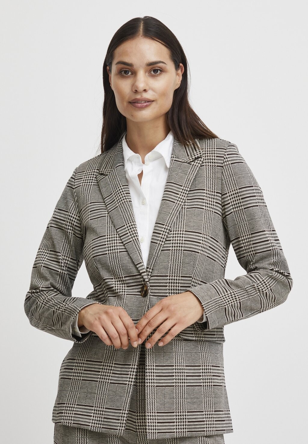 Блейзер b.young BYROWAN, цвет black mix 
Блейзер b.young BYROWAN, цвет black mix