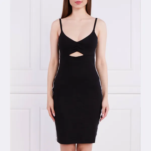 Платье Нарасия 10248738 01 Hugo, черный
Платье Нарасия 10248738 01 Hugo, черный