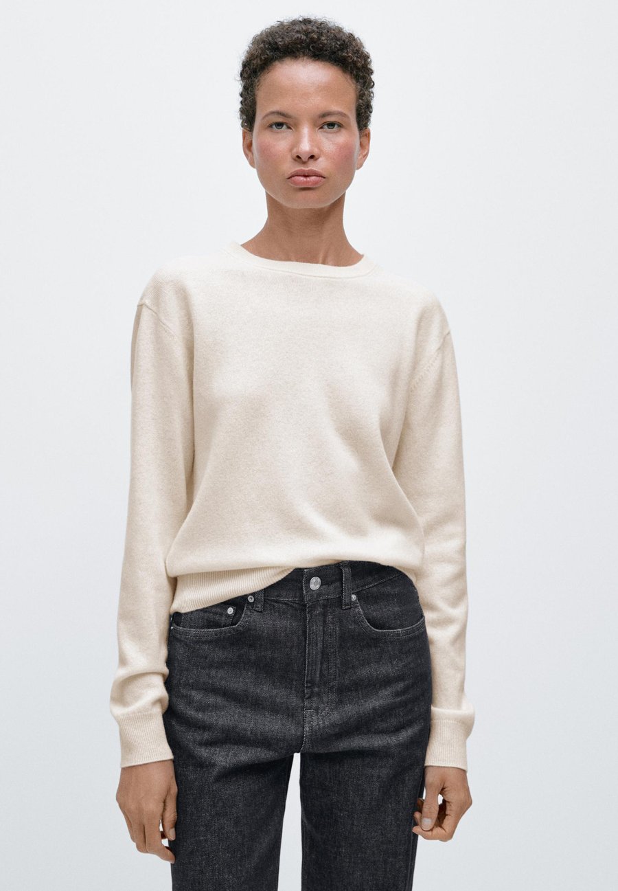 Джемпер Massimo Dutti CREW NECK SWEATER, Beige
Джемпер Massimo Dutti CREW NECK SWEATER, Beige