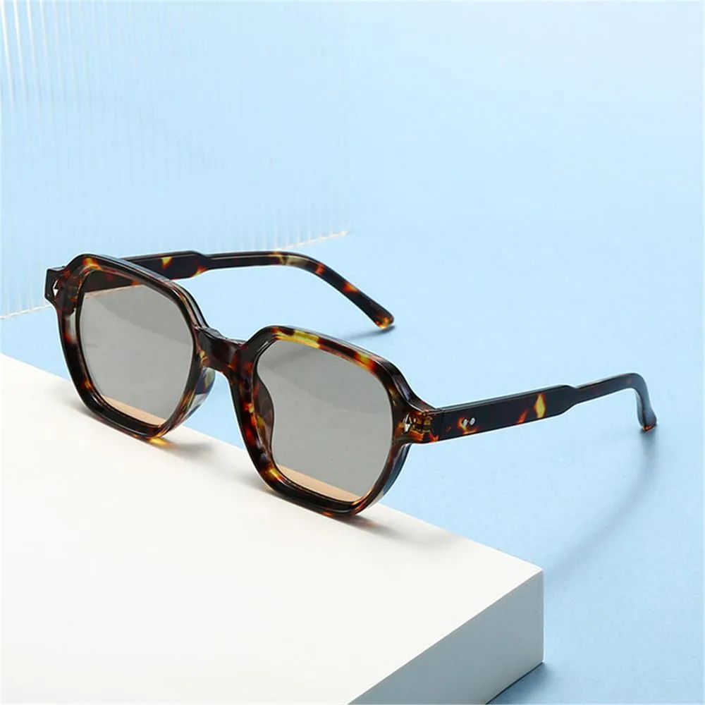 Солнцезащитные очки UV400 — конфетные цвета, женские, с заклепками, леопардовый принт, для женщин и мужчин, для бега и активного отдыха UYPTK, Olive Green Green
Солнцезащитные очки UV400 — конфетные цвета, женские, с заклепками, леопардовый принт, для женщин и мужчин, для бега и активного отдыха UYPTK, Olive Green Green