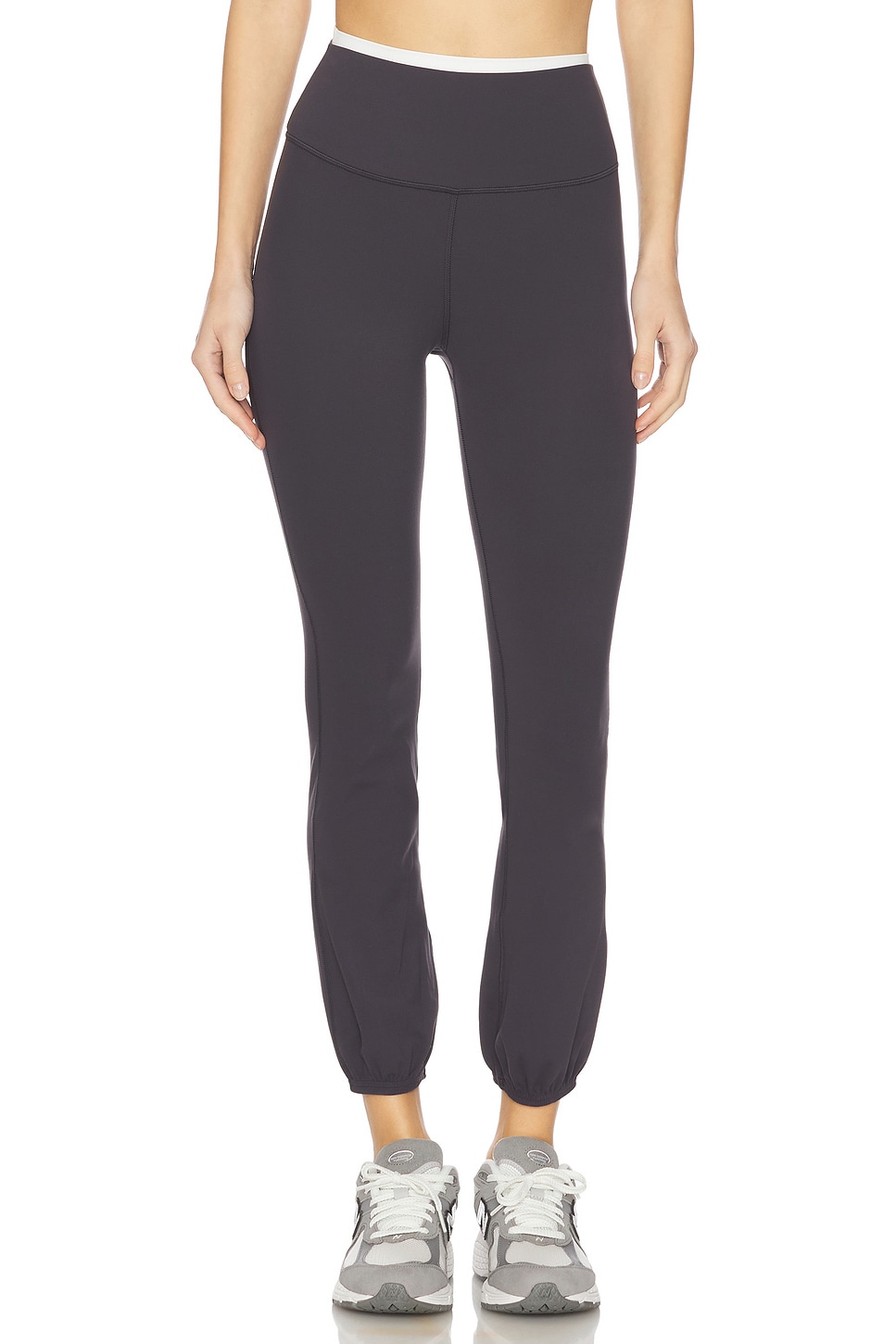 Icon двойные леггинсы с высокой талией airweight от Splits59, graphite
Icon двойные леггинсы с высокой талией airweight от Splits59, graphite