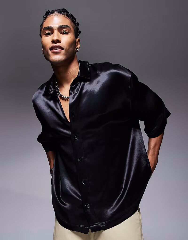 Черная атласная рубашка свободного кроя с короткими рукавами ASOS DESIGN
Черная атласная рубашка свободного кроя с короткими рукавами ASOS DESIGN