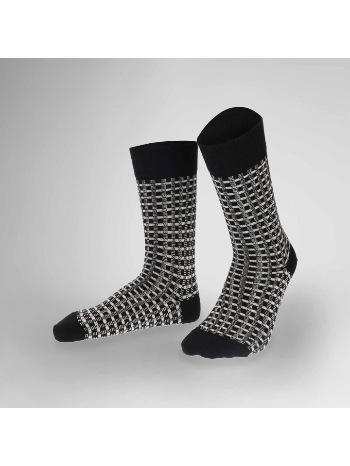 Носки Link Fashion в черном цвете Hudson
Носки Link Fashion в черном цвете Hudson