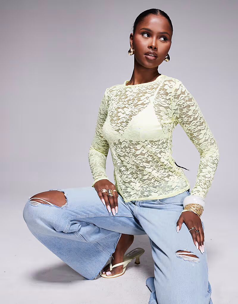 Топ Missyempire с длинными рукавами из прозрачного кружева с цветочным принтом желтого цвета
Топ Missyempire с длинными рукавами из прозрачного кружева с цветочным принтом желтого цвета