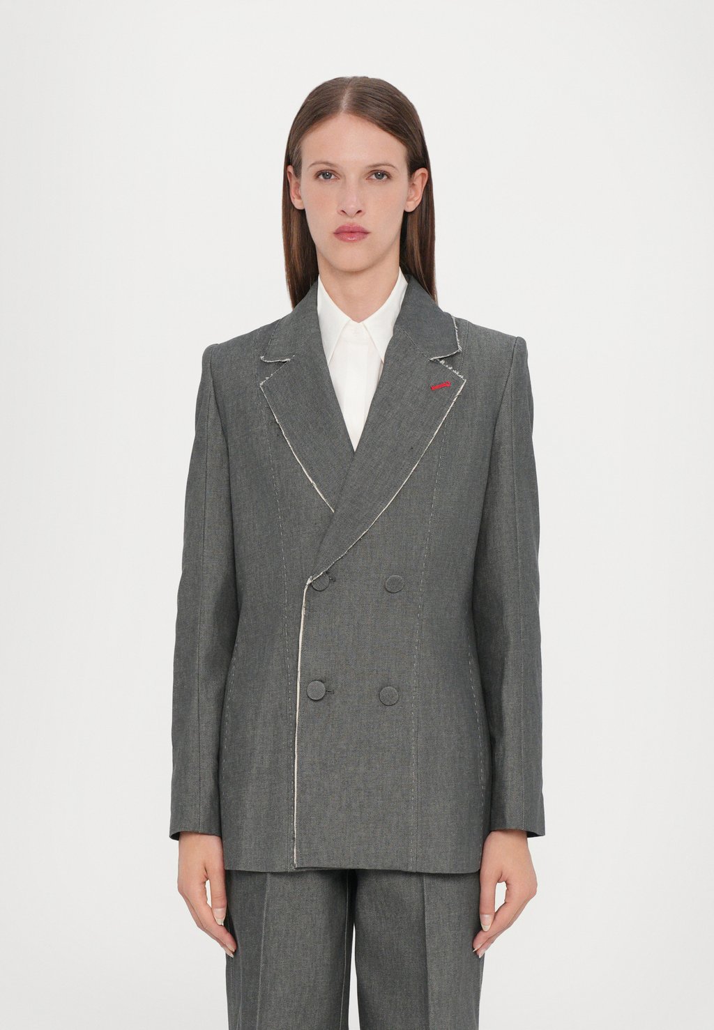 Блейзер NEUTRO MAX&Co., серый
Блейзер NEUTRO MAX&Co., серый