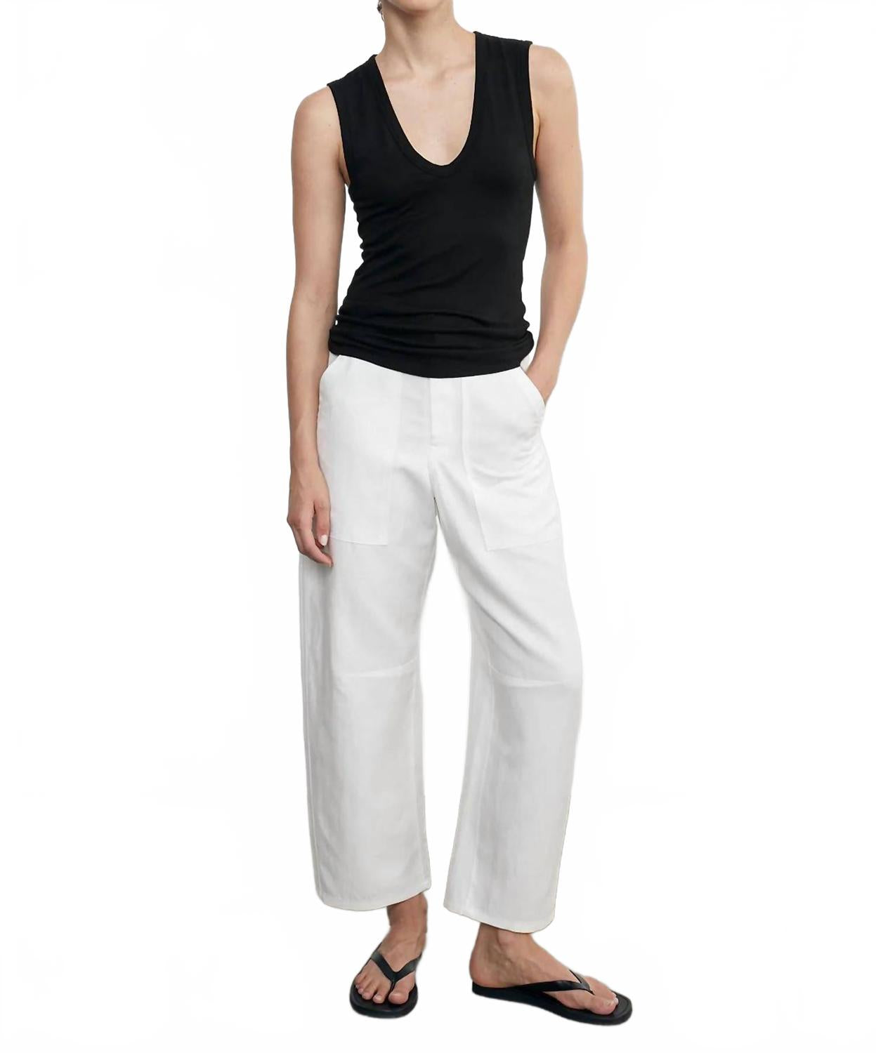 Прямые брюки для работы из твила в бежевом цвете Enza Costa
Прямые брюки для работы из твила в бежевом цвете Enza Costa