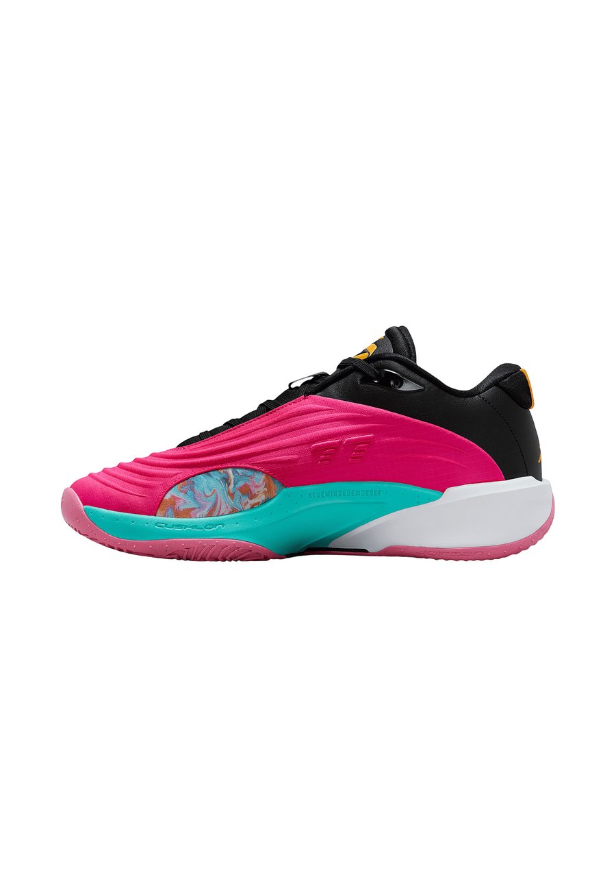 Кроссовки Jordan LUKA 3, Rosa/Light Pink
Кроссовки Jordan LUKA 3, Rosa/Light Pink
