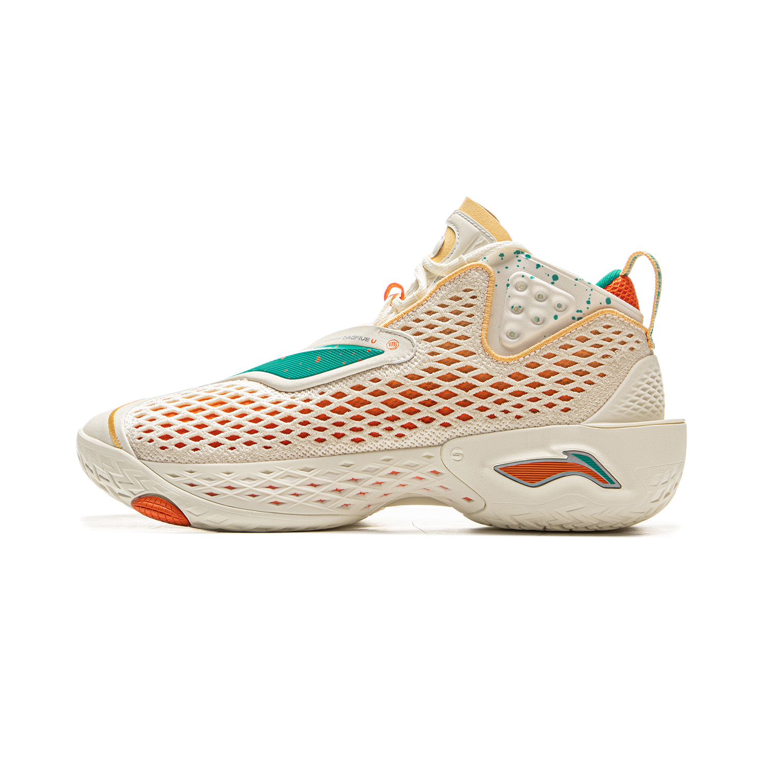 Баскетбольные кроссовки BadFive 5 с противоскользящей подошвой, износостойкие, дышащие, с отскоком, средней высоты, цвет экрю для мужчин LINING, Ecru
Баскетбольные кроссовки BadFive 5 с противоскользящей подошвой, износостойкие, дышащие, с отскоком, средней высоты, цвет экрю для мужчин LINING, Ecru