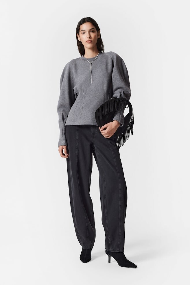 Скульптурный свитер & Other Stories, серый 
Скульптурный свитер & Other Stories, серый