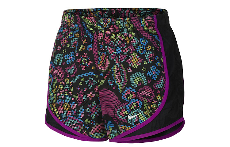 Женские повседневные шорты Nike, цвет Black
Женские повседневные шорты Nike, цвет Black