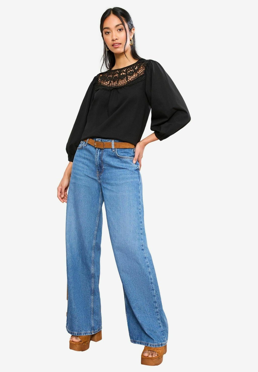 Блуза REGULAR FIT Friends Like These, черный
Блуза REGULAR FIT Friends Like These, черный