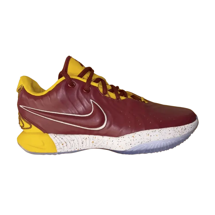 Кроссовки Nike LeBron 21, USC Away PE
Кроссовки Nike LeBron 21, USC Away PE