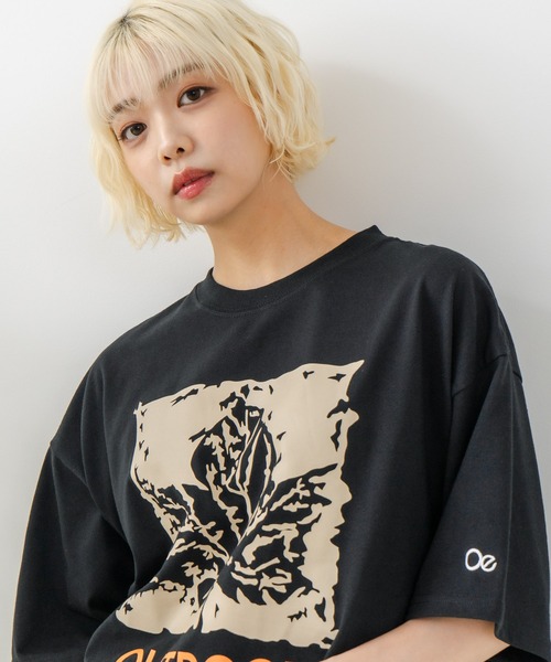 Футболка с круглым вырезом и принтом в виде листьев, свободного кроя OUTDOOR EXCHANGE, черный
Футболка с круглым вырезом и принтом в виде листьев, свободного кроя OUTDOOR EXCHANGE, черный