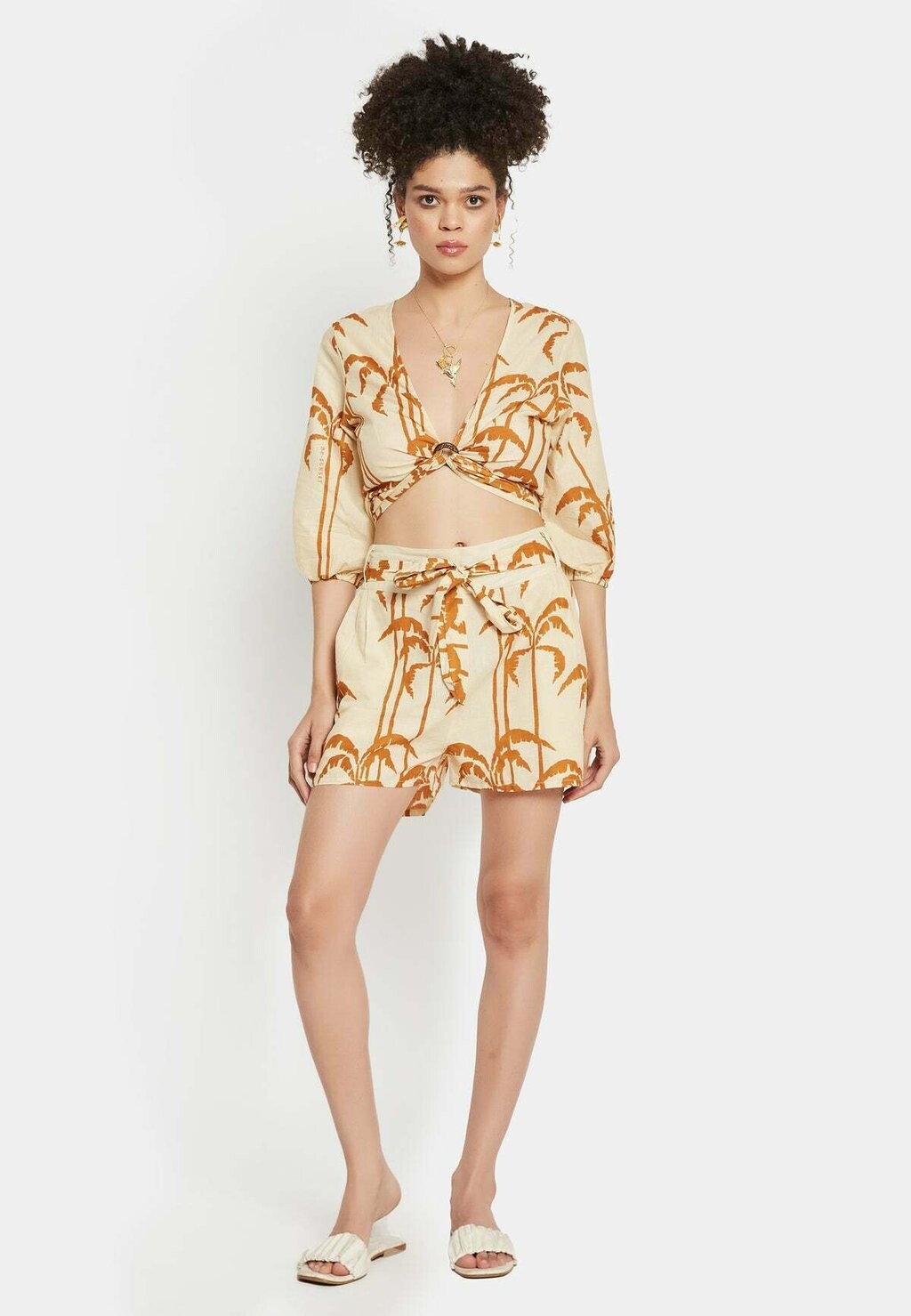 Шорты HARMONIC Be Sunset, светло-желтый
Шорты HARMONIC Be Sunset, светло-желтый