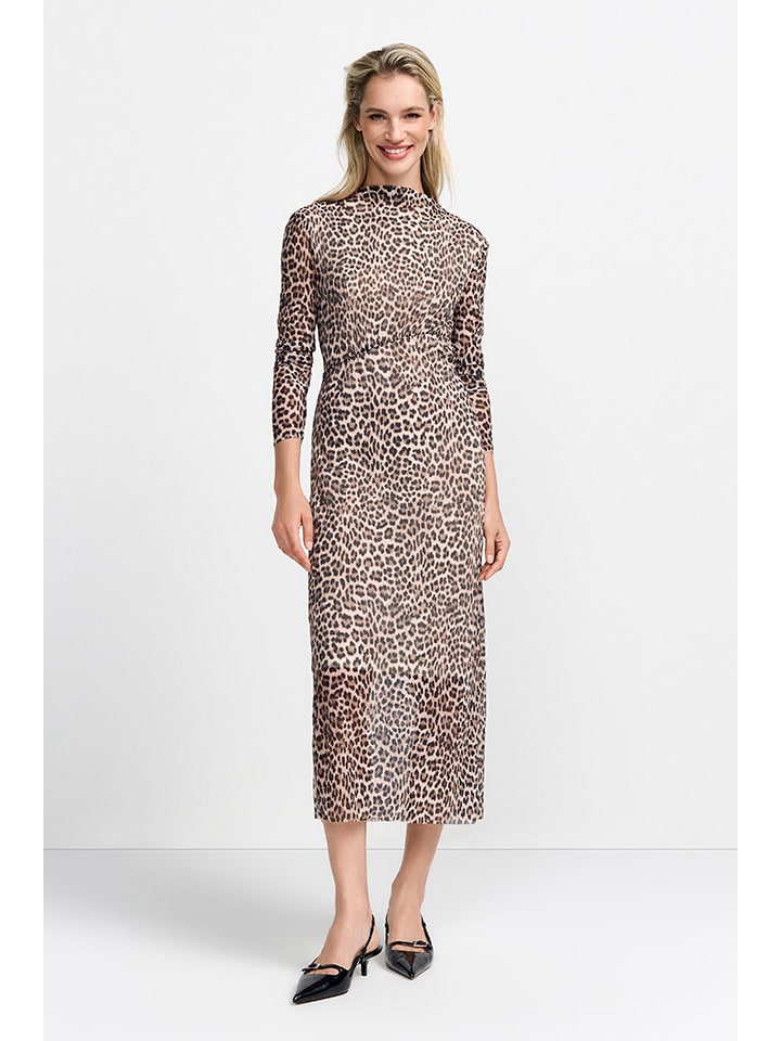 Платье бежево-коричневого цвета Rich&Royal
Платье бежево-коричневого цвета Rich&Royal