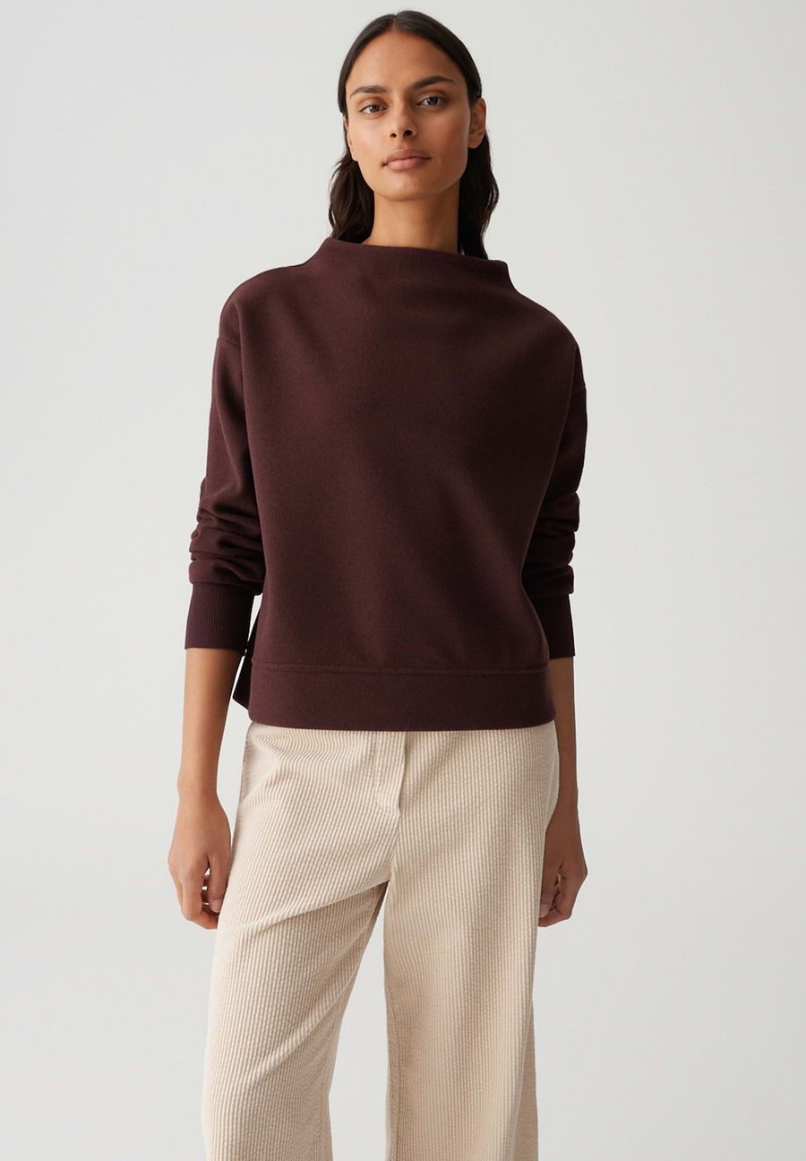 Толстовка OPUS LOOSE FIT, Dark Grape/Dark Purple
Толстовка OPUS LOOSE FIT, Dark Grape/Dark Purple