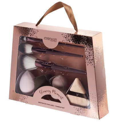 Набор косметики Glowing Moment Intervion
Набор косметики Glowing Moment Intervion