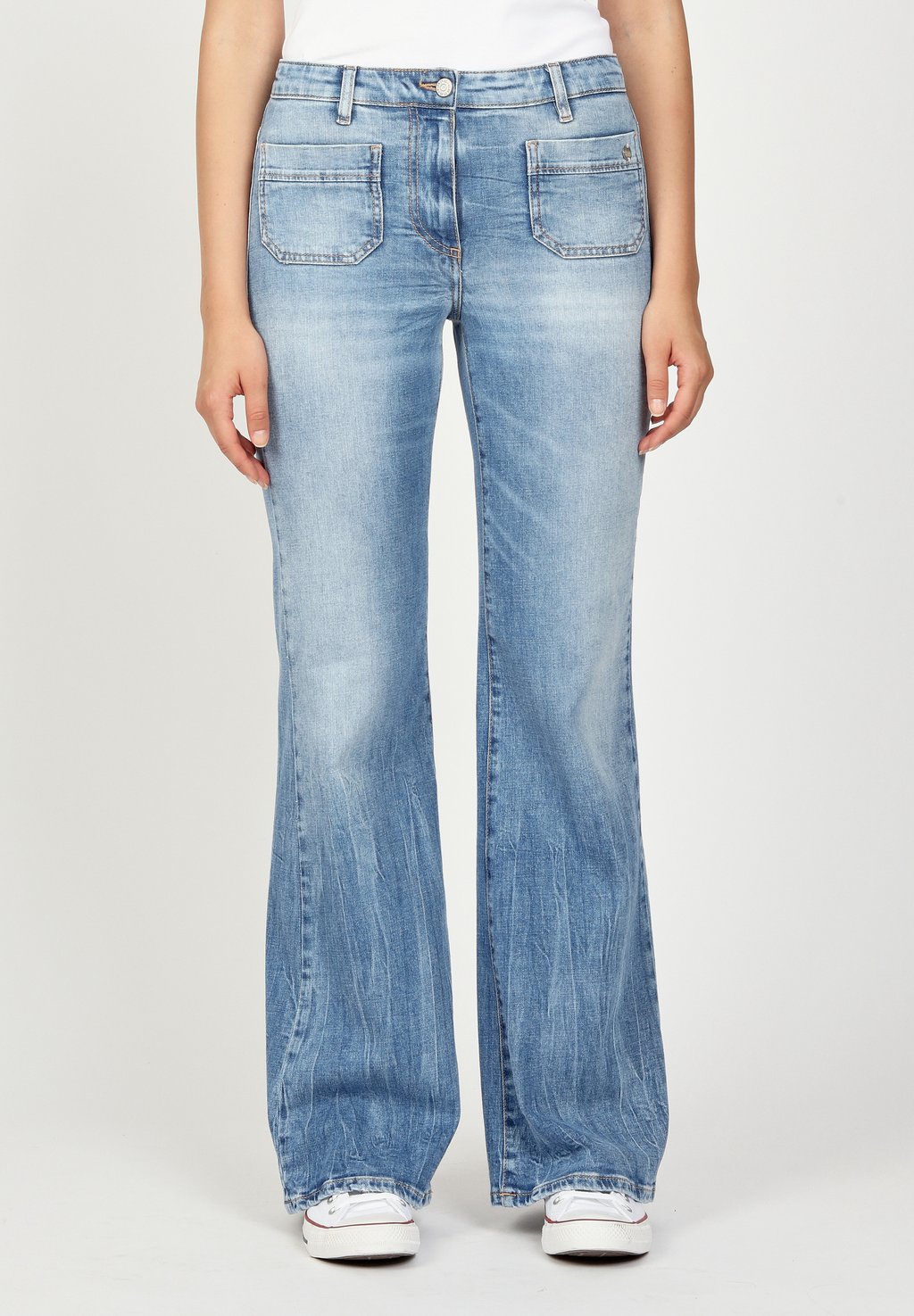 Джинсы Bootcut Gang, цвет Eternal Wash
Джинсы Bootcut Gang, цвет Eternal Wash