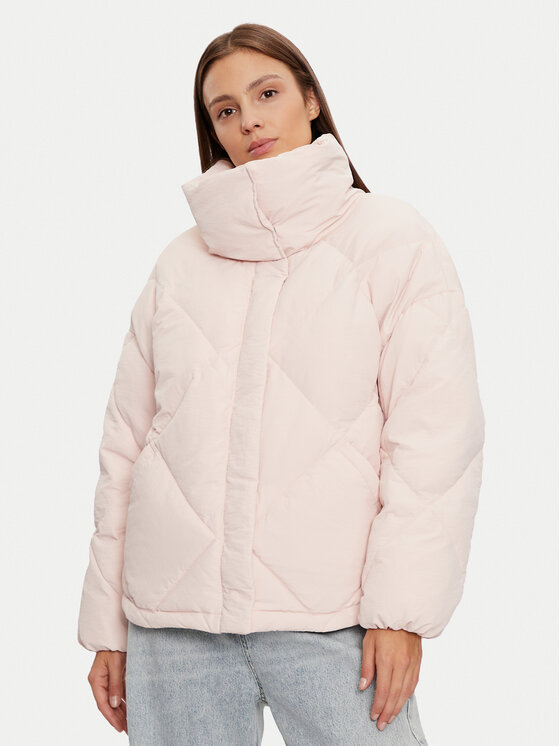 Пуховик стандартного кроя 2FEADN06A United Colors Of Benetton, розовый
Пуховик стандартного кроя 2FEADN06A United Colors Of Benetton, розовый