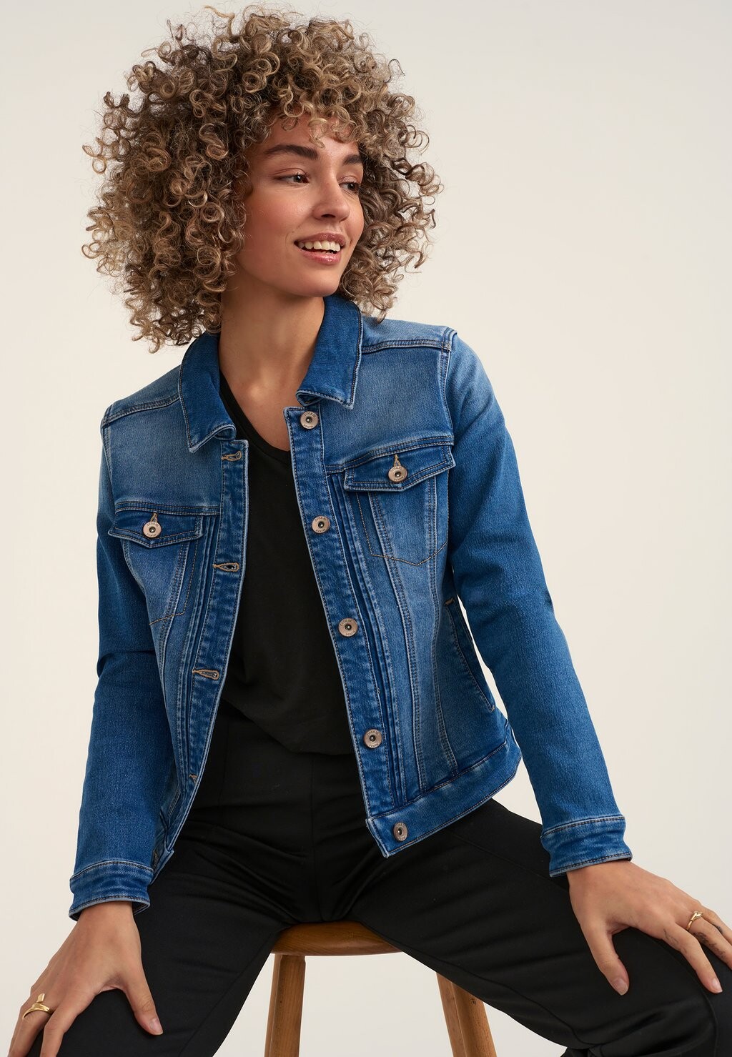 Джинсовая куртка Cream CRROTA JOGG, цвет Blue Denim, Синий, Джинсовая куртка Cream CRROTA JOGG, цвет Blue Denim
Джинсовая куртка Cream CRROTA JOGG, цвет Blue Denim, Синий, Джинсовая куртка Cream CRROTA JOGG, цвет Blue Denim