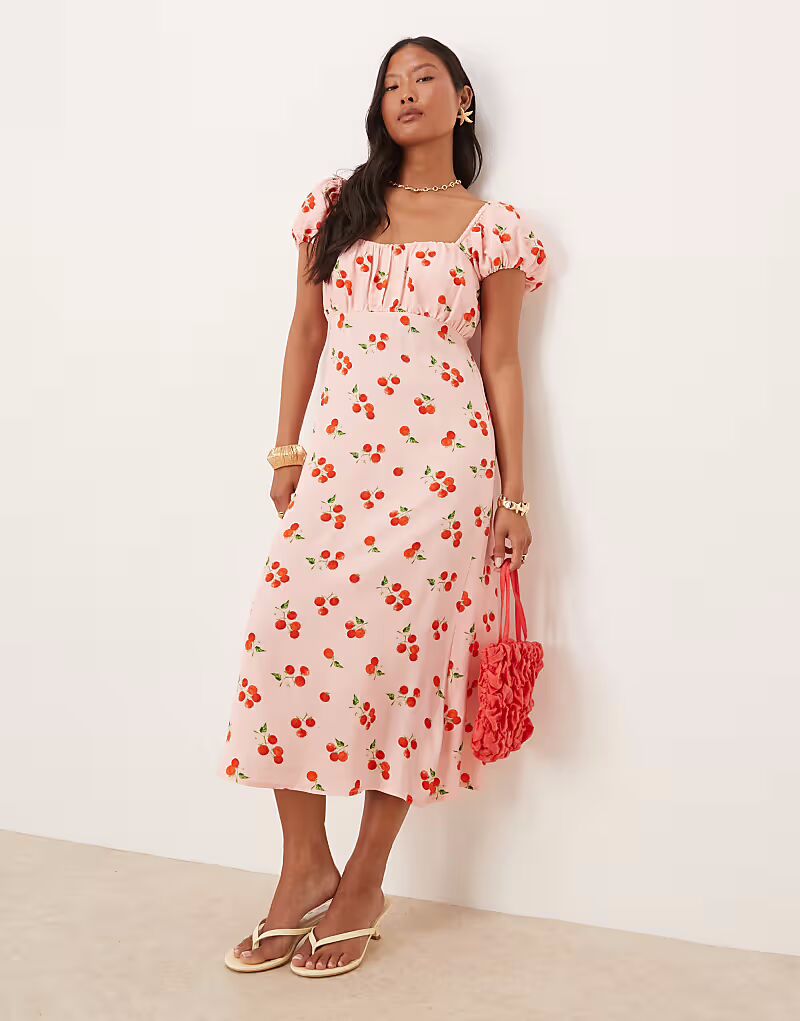 Платье миди Nobody's Child Petite Raven с рукавами-фонариками и принтом томатов Nobody’s Child Petite
Платье миди Nobody's Child Petite Raven с рукавами-фонариками и принтом томатов Nobody’s Child Petite