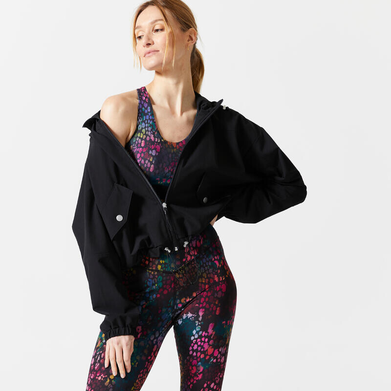 Куртка с капюшоном широкая - черная DOMYOS, цвет schwarz
Куртка с капюшоном широкая - черная DOMYOS, цвет schwarz