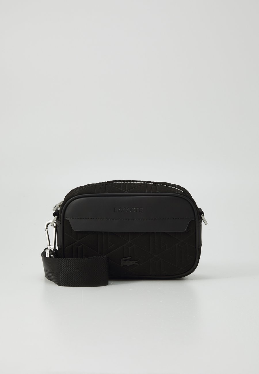 Сумка кросс-боди Lacoste REPORTER BAG, Noir/Black
Сумка кросс-боди Lacoste REPORTER BAG, Noir/Black