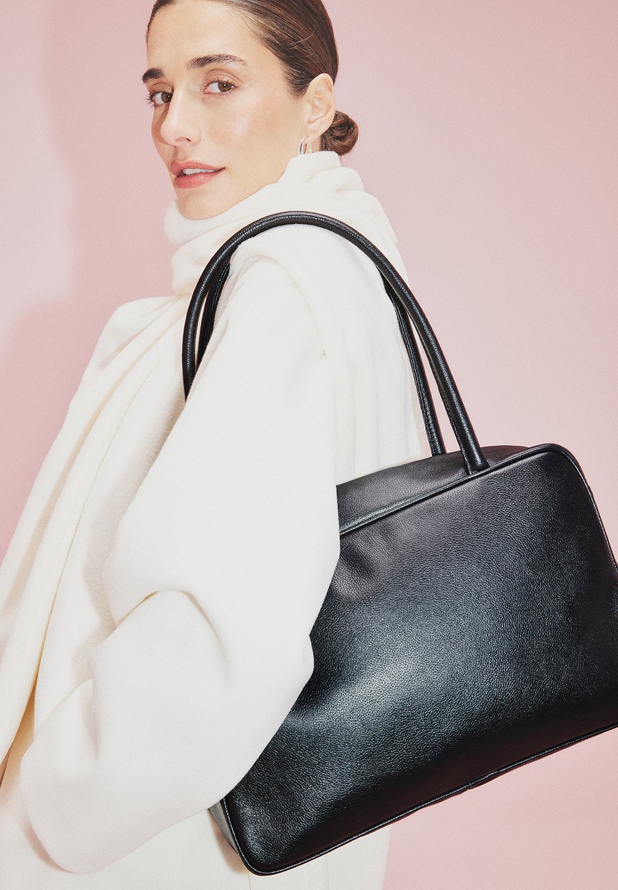 Сумка NA-KD Handbag, Black
Сумка NA-KD Handbag, Black
