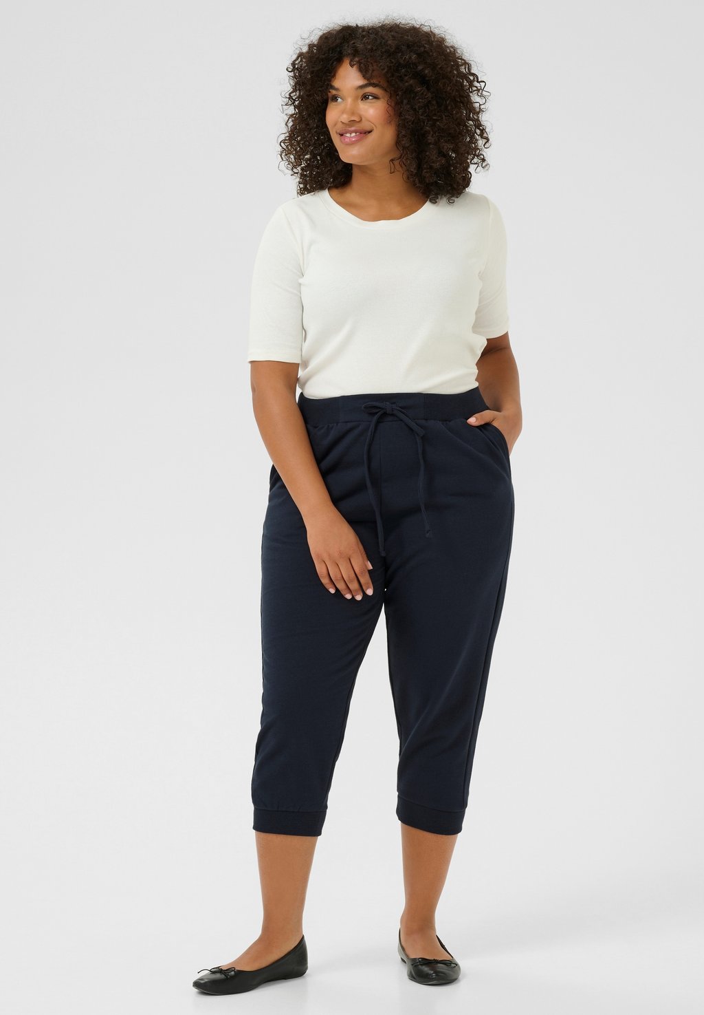 Спортивные штаны KCANN - Shorts Kaffe Curve, темно-синий
Спортивные штаны KCANN - Shorts Kaffe Curve, темно-синий