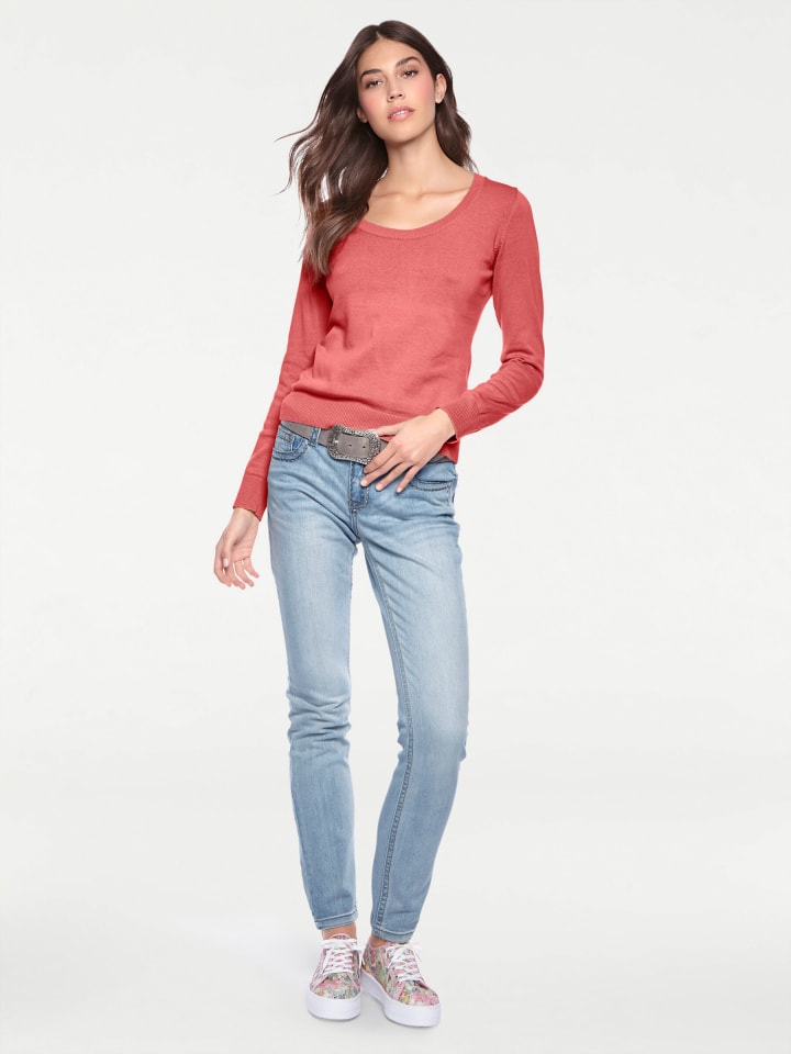 Коралловый свитер с круглым вырезом Heine
Коралловый свитер с круглым вырезом Heine